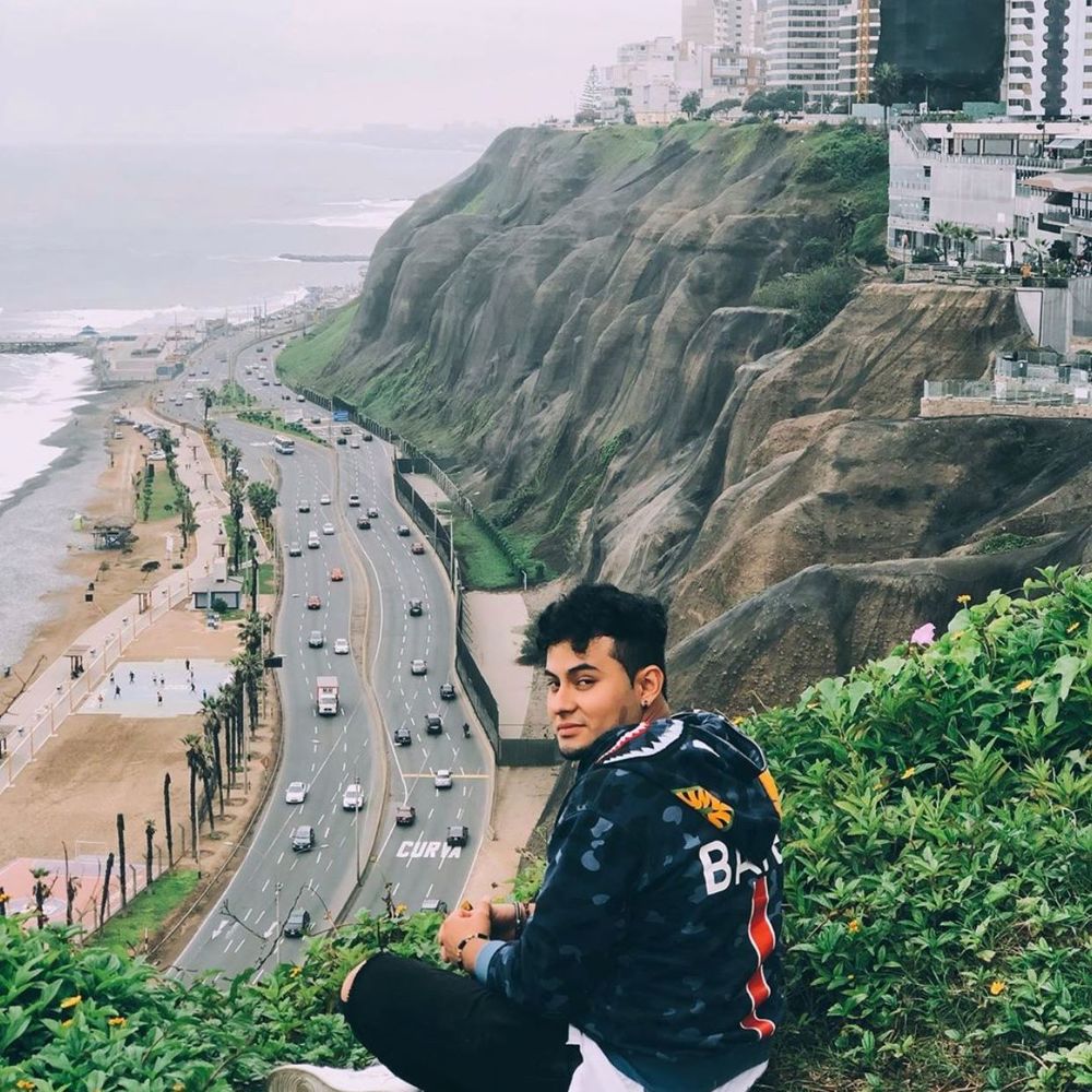 Meet your Posher, Daniel